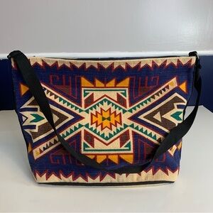El Paso Saddle Blanket Company Southwestern Style‎ Shoulder Bag